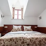 Hotel & Ventus Rosa
