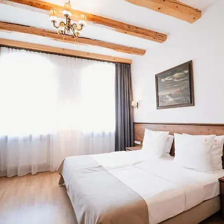 Szálloda & Ventus Rosa 3*