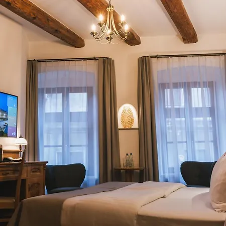 Hotel & Ventus Rosa