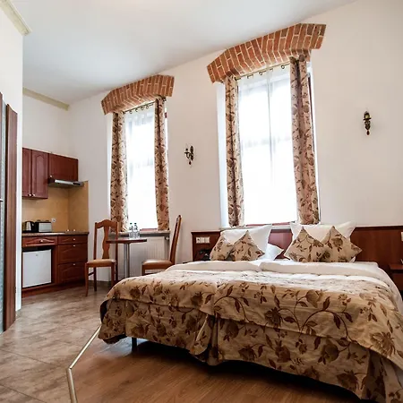 Szálloda & Ventus Rosa 3*